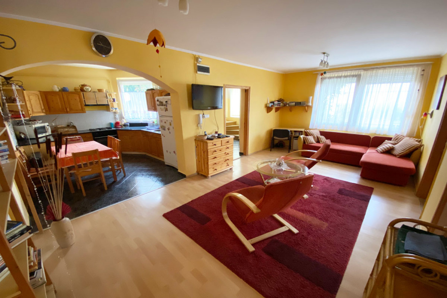 Zala / Balaton Süd, 5 Bedrooms Bedrooms, 7 Rooms Rooms,2 BathroomsBathrooms,Einfamilienhäuser,Verkauf,1199