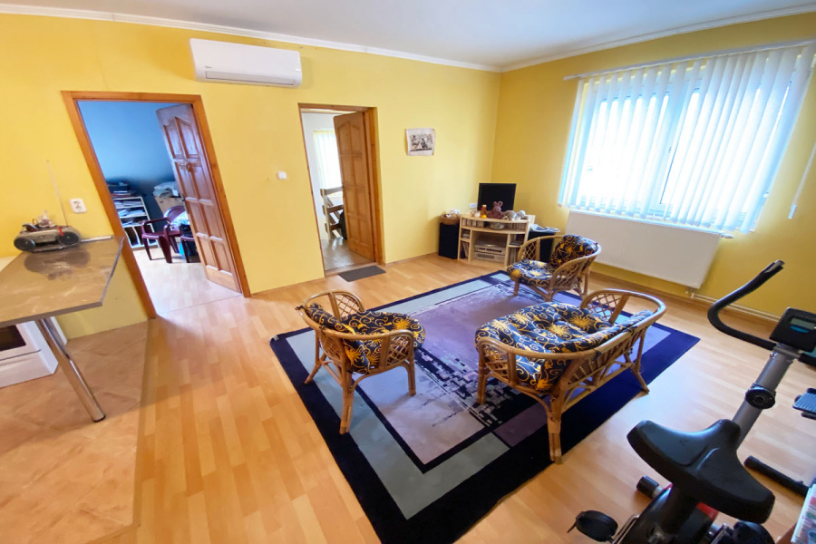 Zala / Balaton Süd, 5 Bedrooms Bedrooms, 7 Rooms Rooms,2 BathroomsBathrooms,Einfamilienhäuser,Verkauf,1199