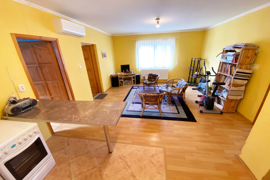 Zala / Balaton Süd, 5 Bedrooms Bedrooms, 7 Rooms Rooms,2 BathroomsBathrooms,Einfamilienhäuser,Verkauf,1199