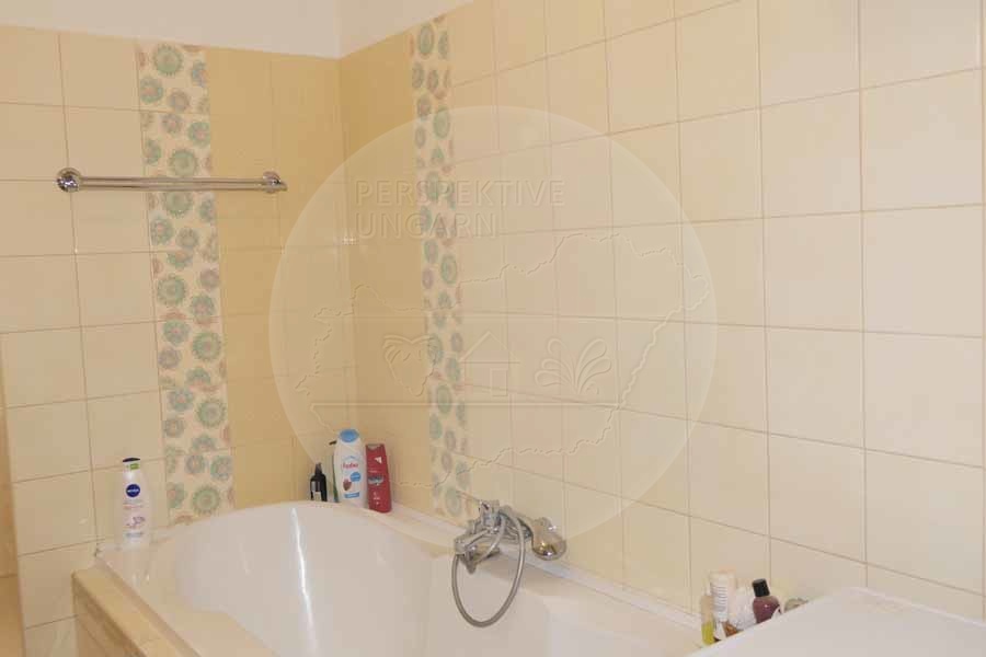Zala / Westbalaton, 5 Bedrooms Bedrooms, 6 Rooms Rooms,3 BathroomsBathrooms,Villen,Verkauf,1238