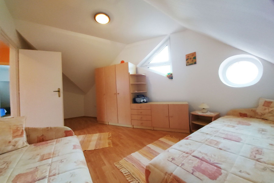 Zala / Westbalaton, 4 Bedrooms Bedrooms, 5 Rooms Rooms,2 BathroomsBathrooms,Einfamilienhäuser,Verkauf,1293