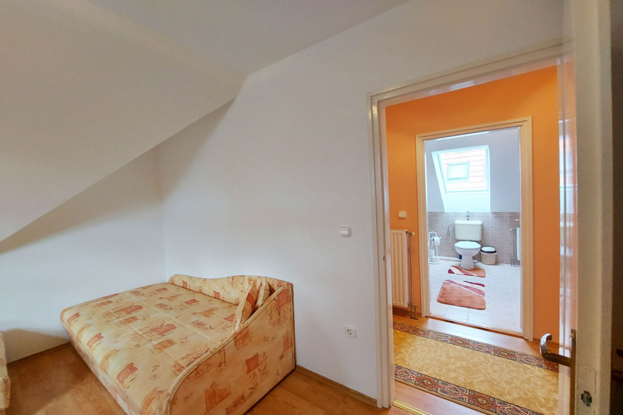 Zala / Westbalaton, 4 Bedrooms Bedrooms, 5 Rooms Rooms,2 BathroomsBathrooms,Einfamilienhäuser,Verkauf,1293