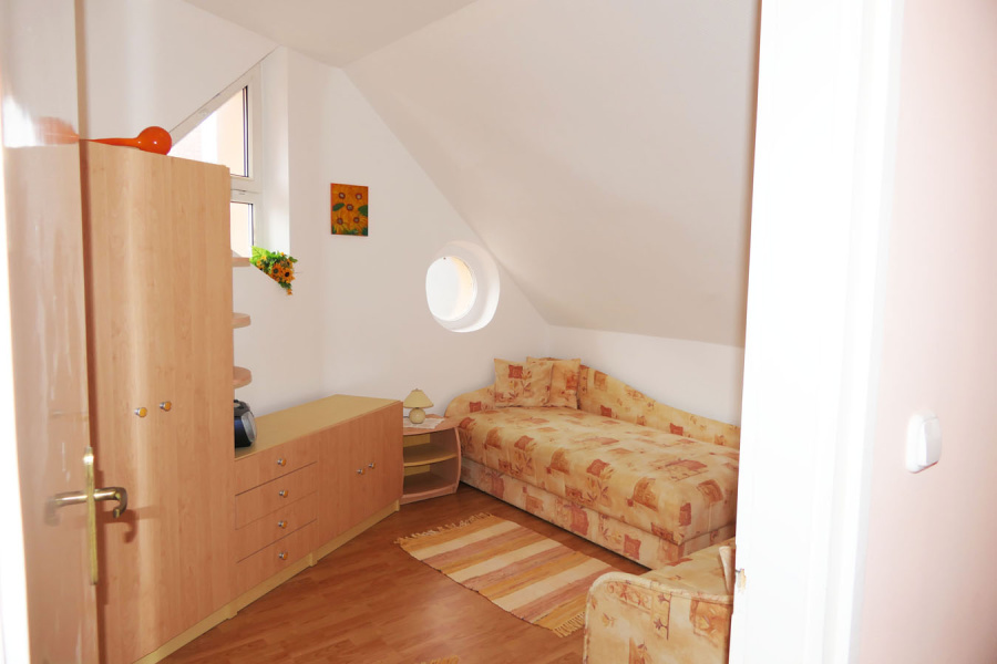 Zala / Westbalaton, 4 Bedrooms Bedrooms, 5 Rooms Rooms,2 BathroomsBathrooms,Einfamilienhäuser,Verkauf,1293