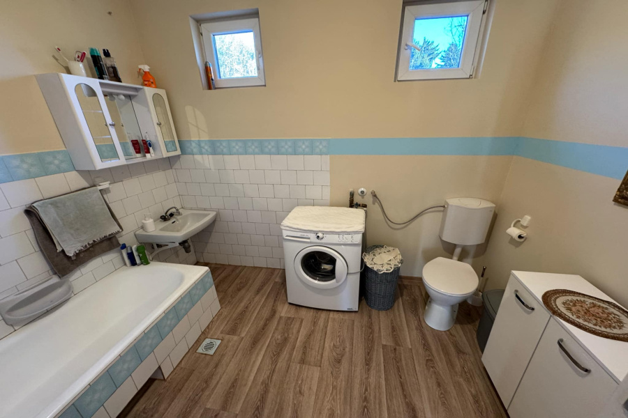Somogy / Südbalaton, 2 Bedrooms Bedrooms, 3 Rooms Rooms,1 BathroomBathrooms,Einfamilienhäuser,Verkauf,1323