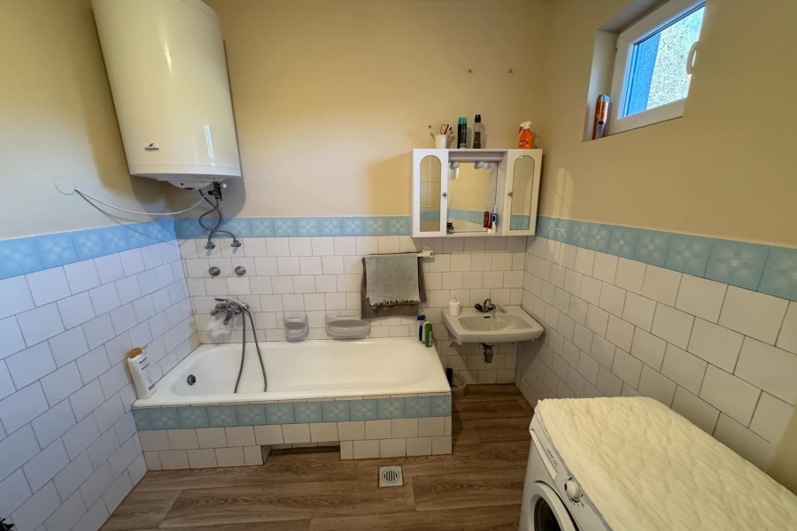 Somogy / Südbalaton, 2 Bedrooms Bedrooms, 3 Rooms Rooms,1 BathroomBathrooms,Einfamilienhäuser,Verkauf,1323