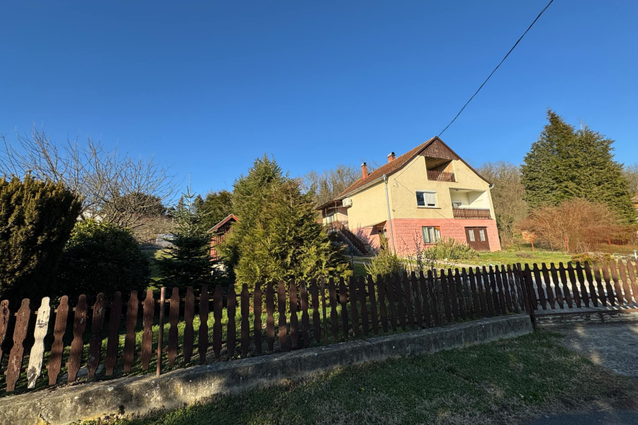 Somogy / Südbalaton, 2 Bedrooms Bedrooms, 3 Rooms Rooms,1 BathroomBathrooms,Einfamilienhäuser,Verkauf,1323